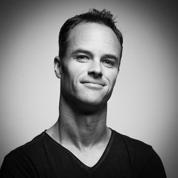 Sam Nuttmann — Portrait
