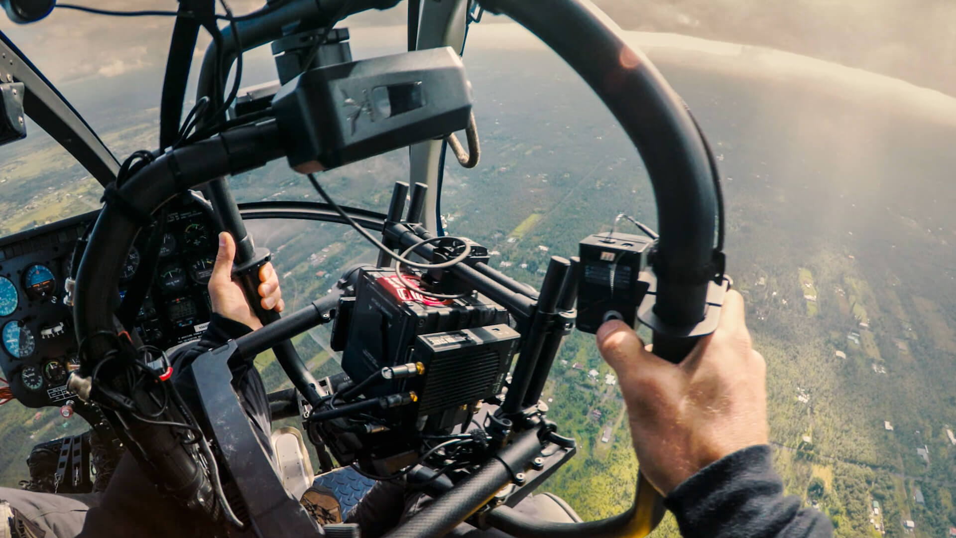cinematographer-dp-sam-nuttmann-hawaii-ordinary-people-redrock-navigator-helicopter